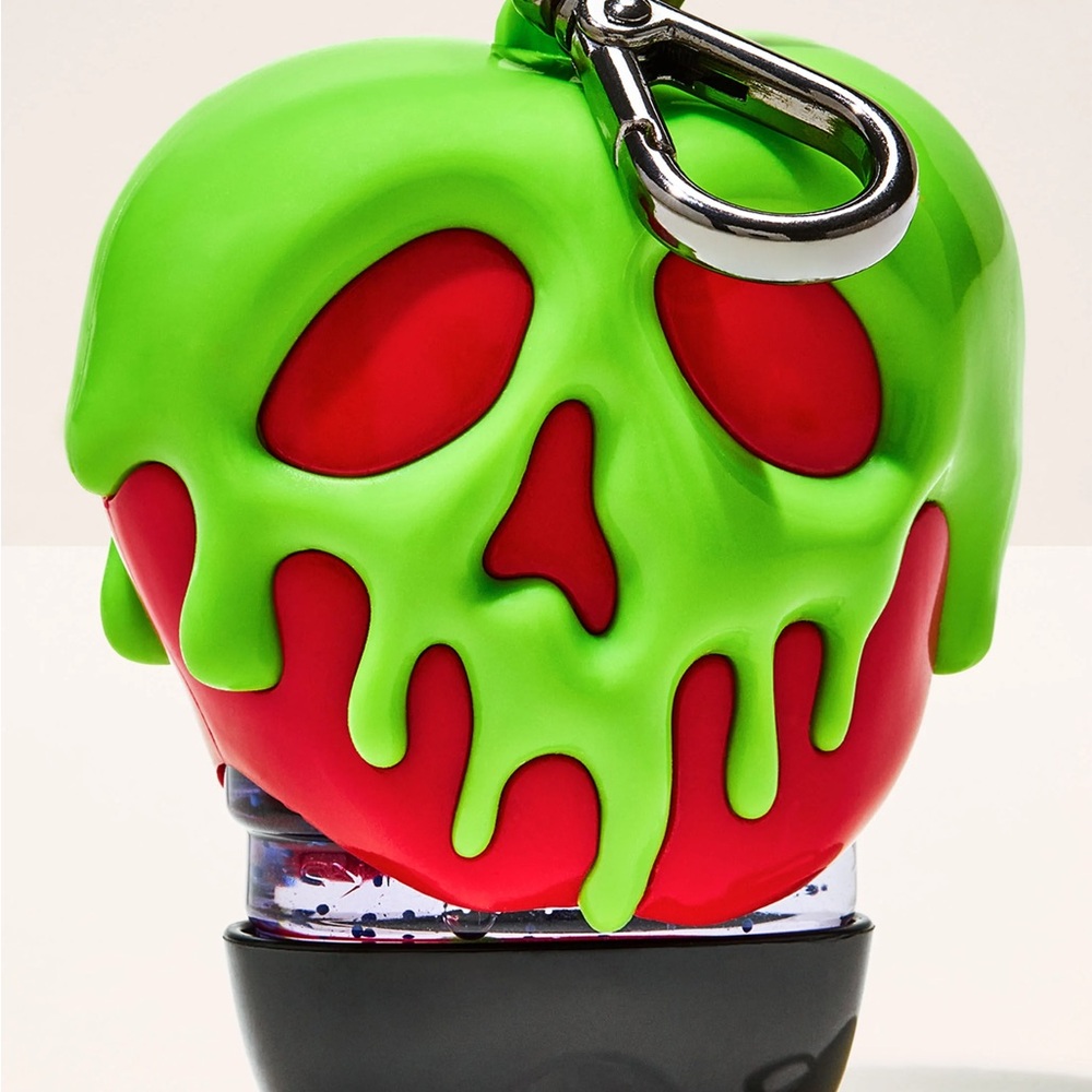 Disney Villains Evil Queen pocketbac holder and hand sanitizer